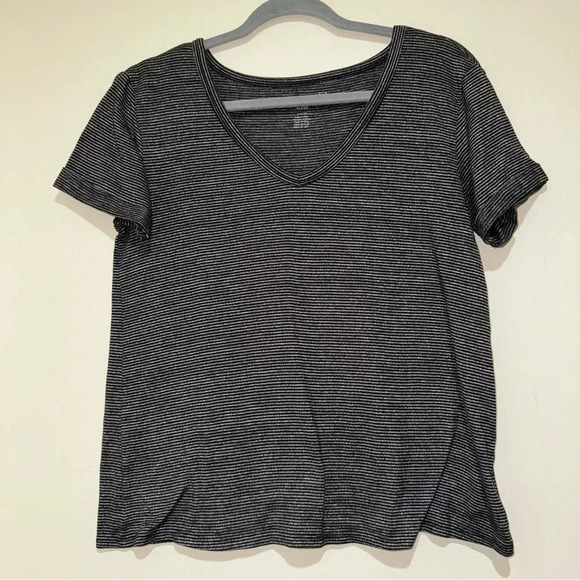 Women’s American Eagle Soft and Sexy Plush V-Neck Striped Short Sleeve Tee SizeS - Picture 4 of 14